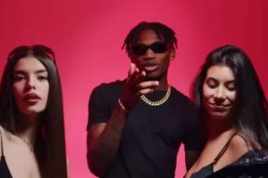 音乐比足球更能表达自己 莱昂变身歌手Way 45