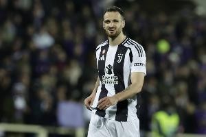 法乔利赌博案聊天记录：加蒂、平索里奥不是优质客户，投注金额太少