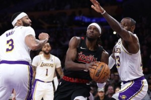 PG电子游戏-坐吃山空还是孤注一掷？第三星问题仍在困扰湖人